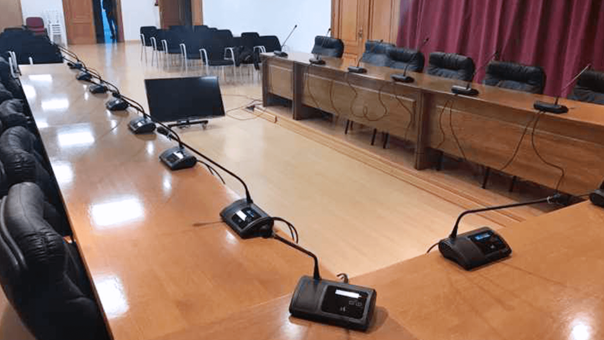 Spain City Hall Applys CLEACON T Digital Conference(图3) Spain City Hall Applys CLEACON T Digital Conference(图3)